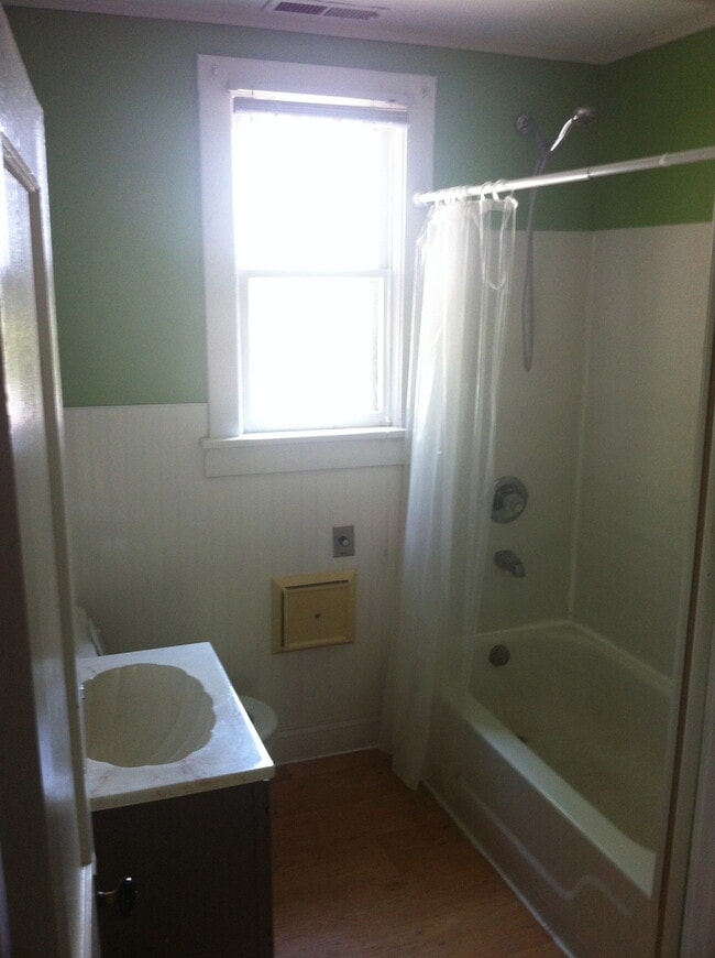 Building Photo - 1101 Tippecanoe St