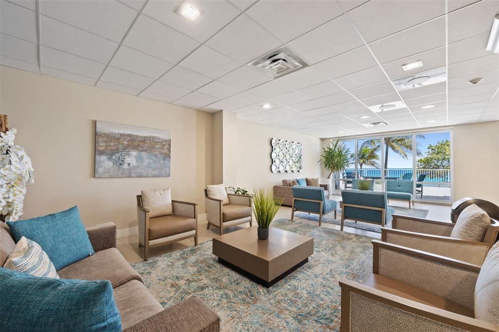 Building Photo - 3500 Galt Ocean Dr