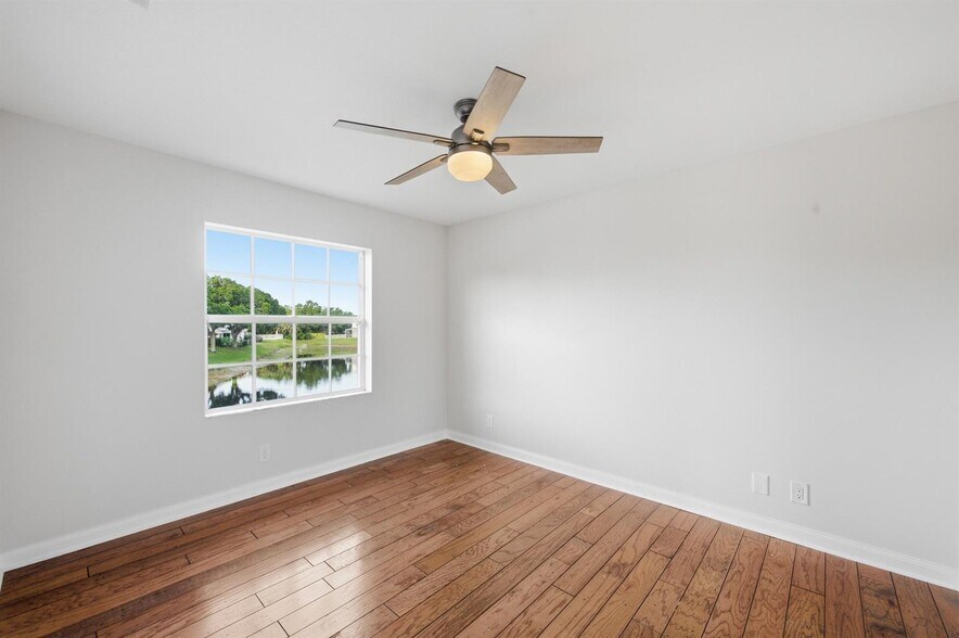 Building Photo - 207 Banyanwood Pt