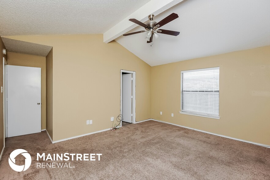 Building Photo - 645 Lemon Dr