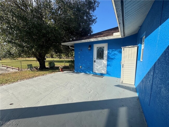 Building Photo - 291 16th St NE