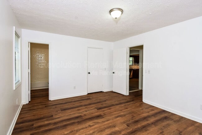 Building Photo - 462 Sandtown Rd SE