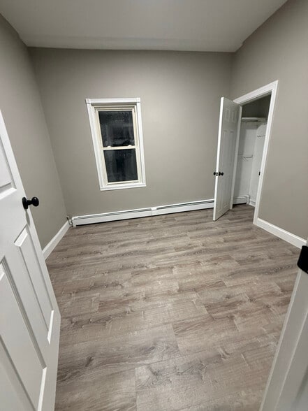 Building Photo - 603 County St