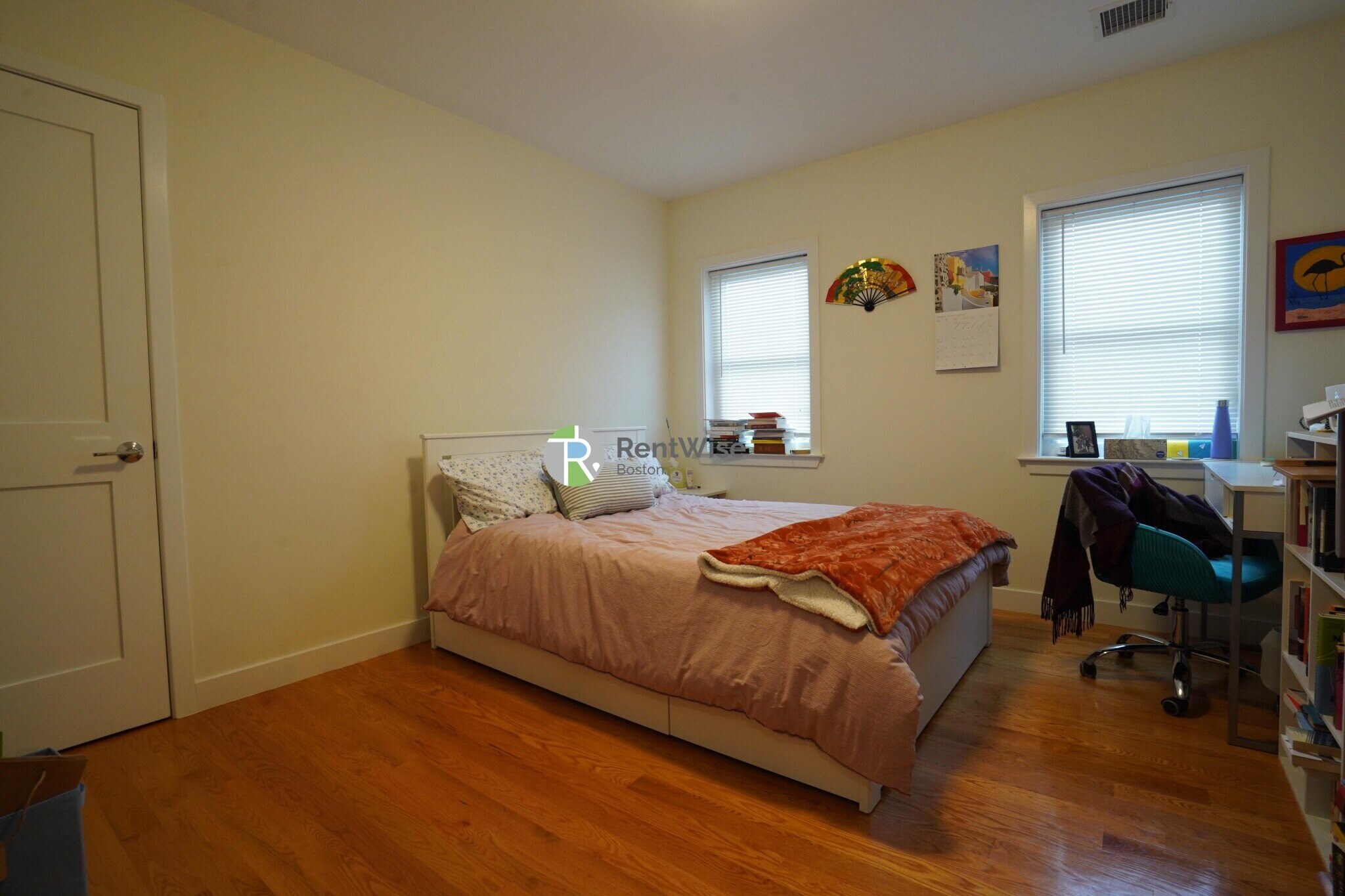 Building Photo - 15 Kelley Ct