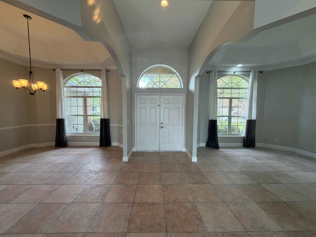 Building Photo - 5290 Chiswick Cir