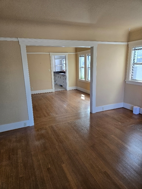 Building Photo - 203 Howard St