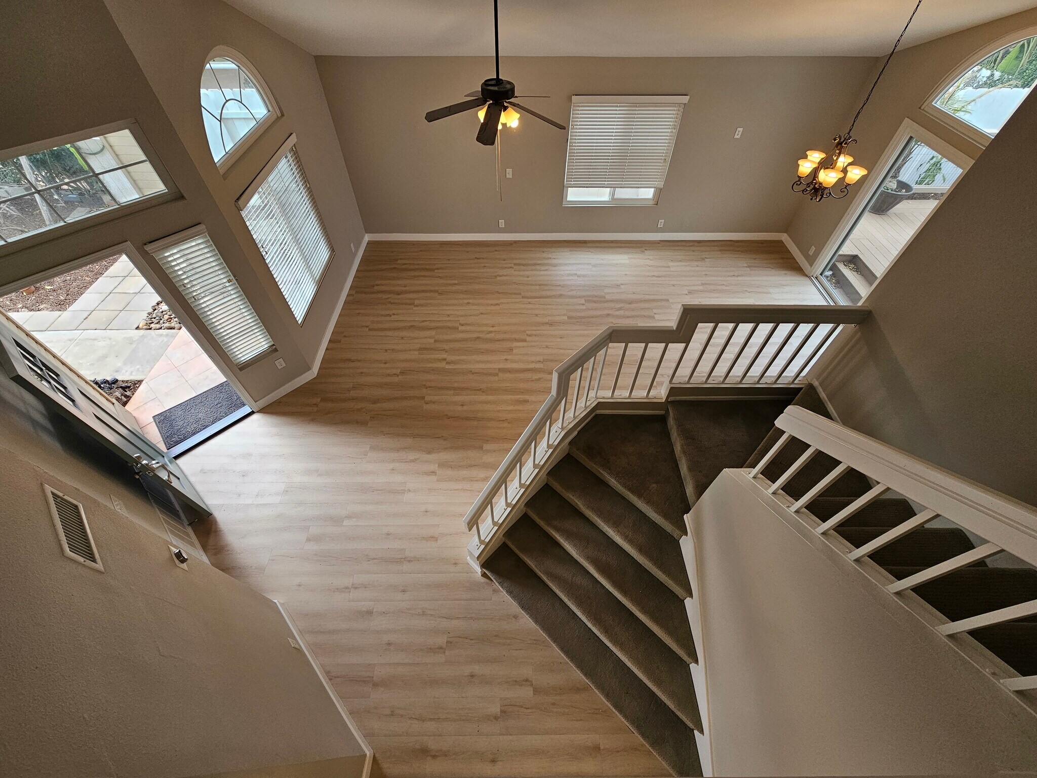 Building Photo - 12566 Salmon River Rd