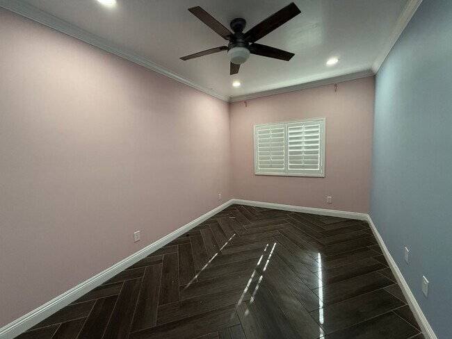 Building Photo - Eagle Ranch Community-2 Story 4 bedrooms Spanish Style Home