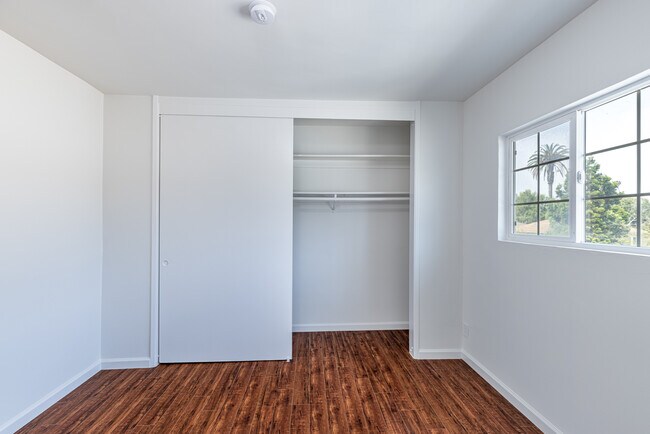 Building Photo - 8645 Hervey St