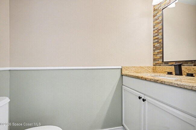 Building Photo - 1640 Vista Lake Cir