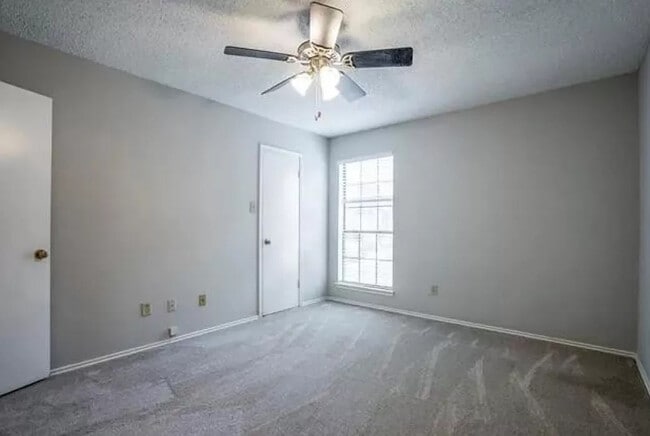 Building Photo - 11311 Audelia Rd