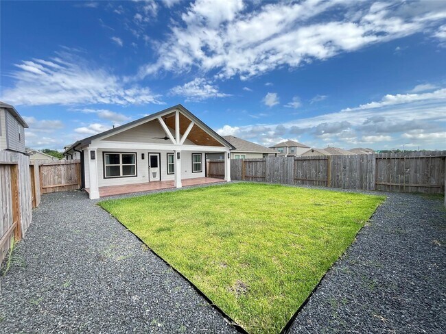 Building Photo - 10526 Vinca Minor Ln