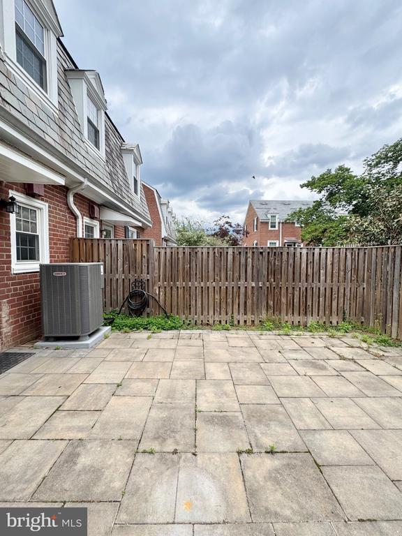 Building Photo - 3453 S Stafford St