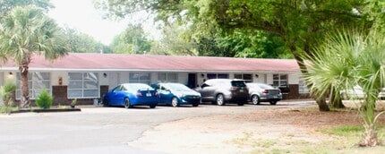 Building Photo - 40 Eglin St