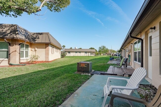 Building Photo - 4229 Stratford Dr