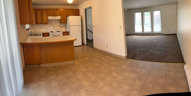 Building Photo - 1347