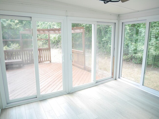 Building Photo - Recently Renovated & Move-In Ready- Bowie, MD