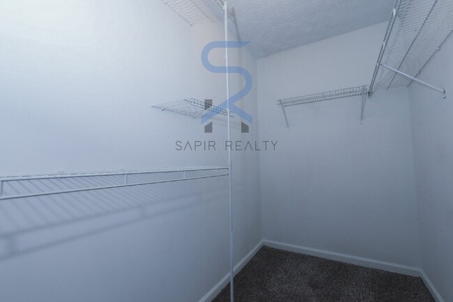 Building Photo - Move in before November 30th and get $100 ...