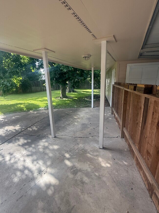 Building Photo - Big Ranch, LLC (Bluebonnet)