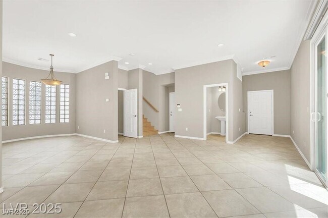 Building Photo - 9225 Dalmahoy Pl