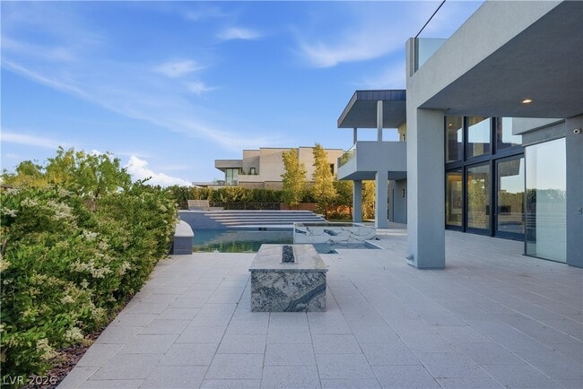 Building Photo - 98 Sun Glow Ln