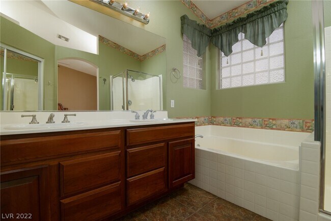 Building Photo - 7584 Splashing Rock Dr