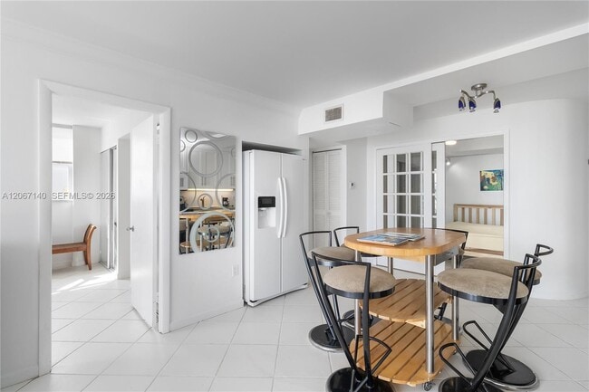 Building Photo - 401 Ocean Dr