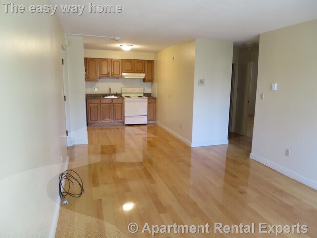 Building Photo - 21 Franklin St