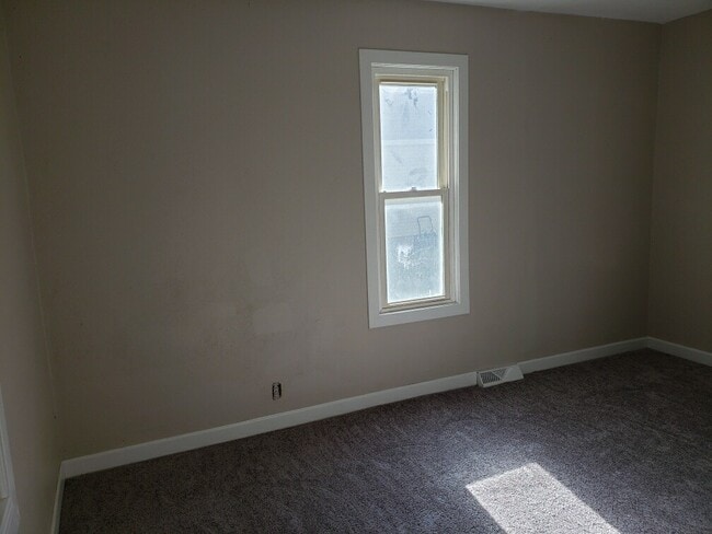 Building Photo - 3 Bed 1 Bath Single Family Home in Merrill
