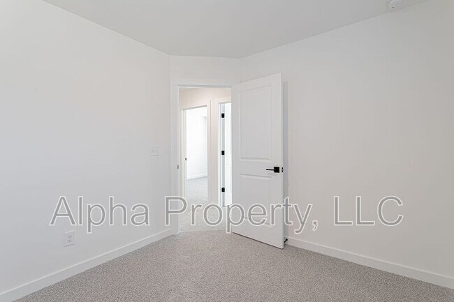 Building Photo - 1455 Darrowby Wy