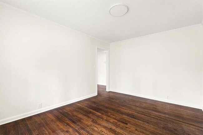 Building Photo - 1451 Belmont Ave