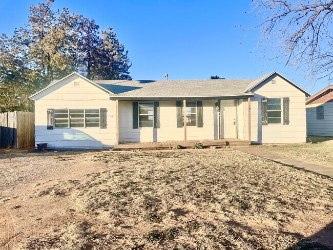 Primary Photo - Move In Special on This Spacious Home Feat...