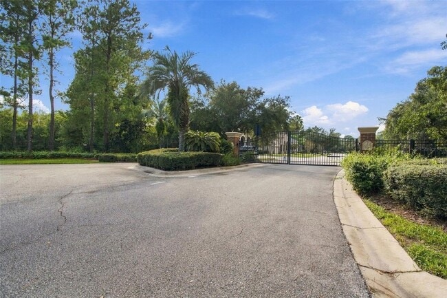 Building Photo - 17323 Emerald Chase Dr