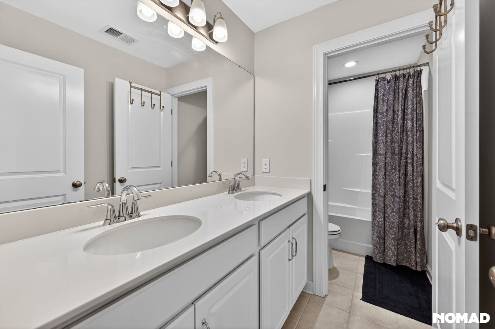 Building Photo - 121 White Stone Pl