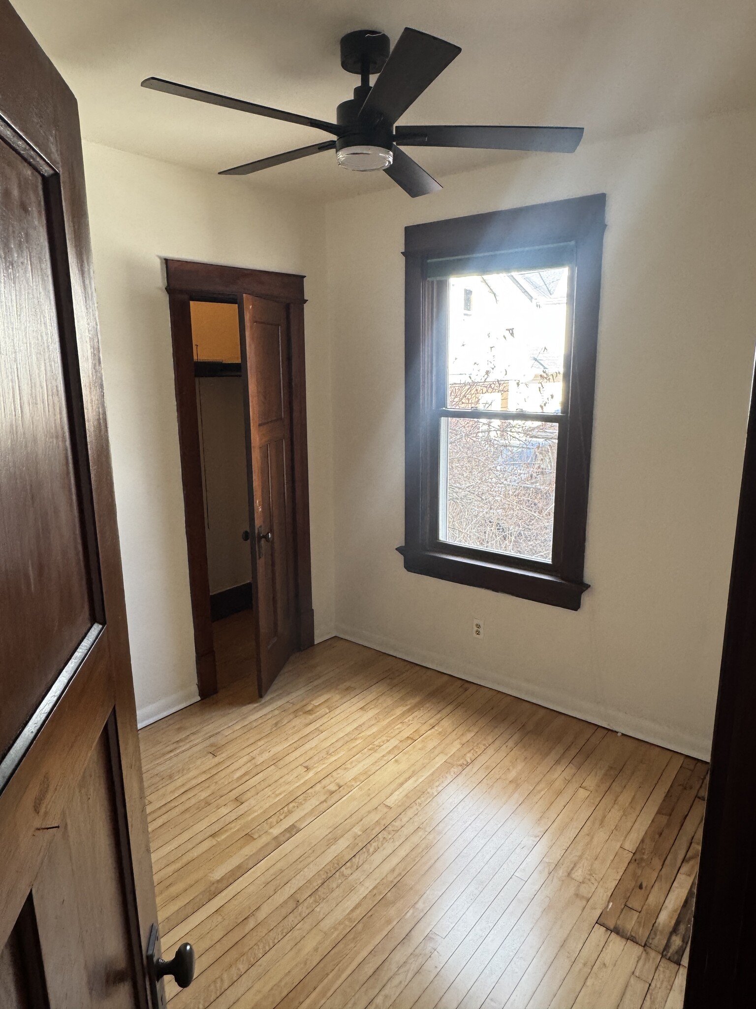 Building Photo - 2992 S Wentworth Ave