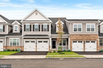 Building Photo - 4403 Thompson Dr