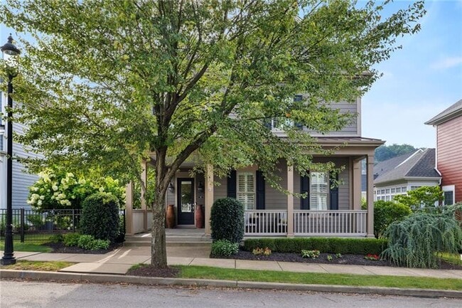 Building Photo - 261 1st St