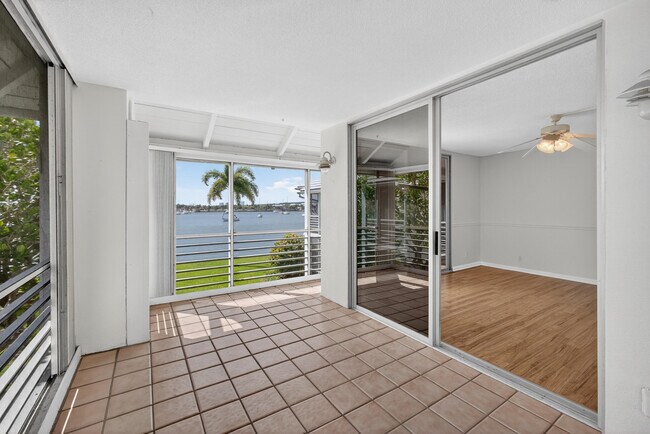 Building Photo - 1071 Sugar Sands Blvd