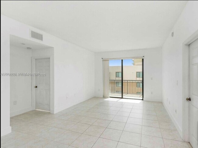 Building Photo - 3590 Coral Wy
