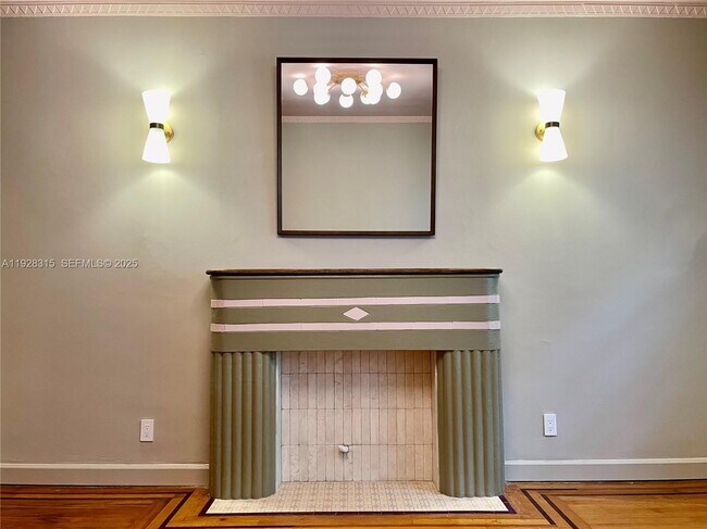 Building Photo - 1571 Pennsylvania Ave