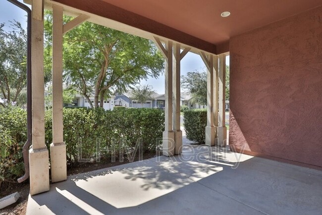 Building Photo - 3156 E Austin Dr