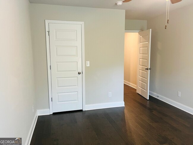 Building Photo - 6005 Arbor Knoll Pl