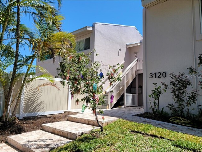 Building Photo - 3120 Beach Blvd S