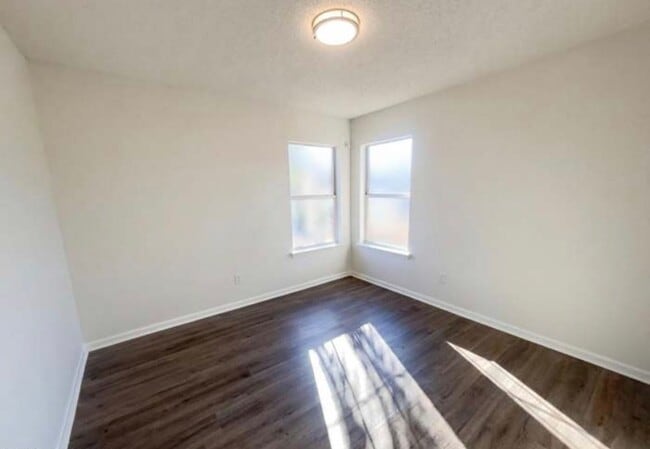 Building Photo - 978 Tammy Cove Ln