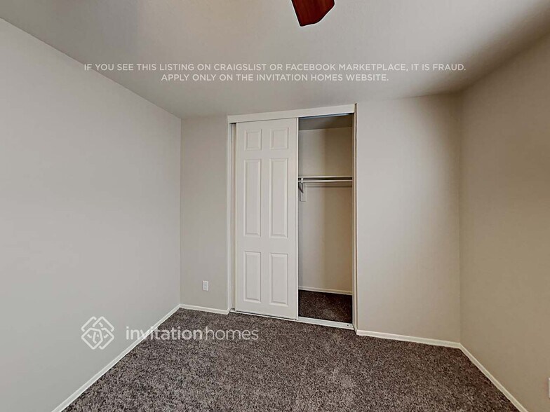 Building Photo - 10908 E Forge Ave