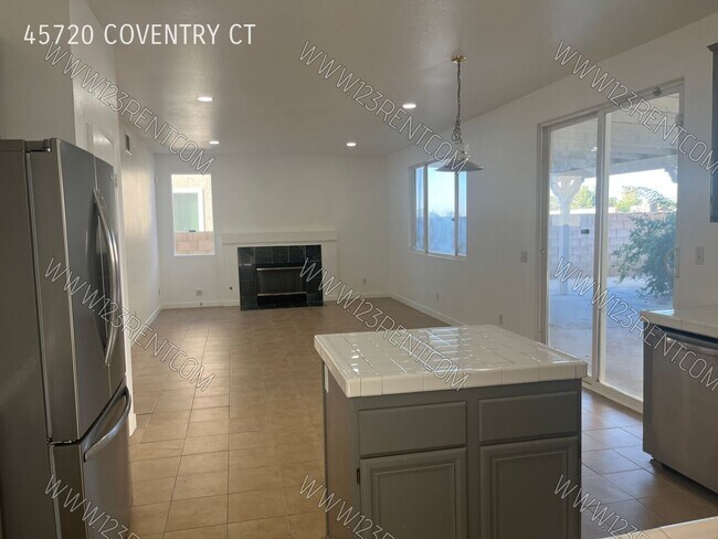 Building Photo - 45720 Coventry Ct.