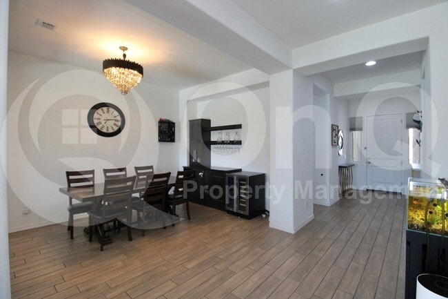 Building Photo - 8523 W Palo Verde Dr