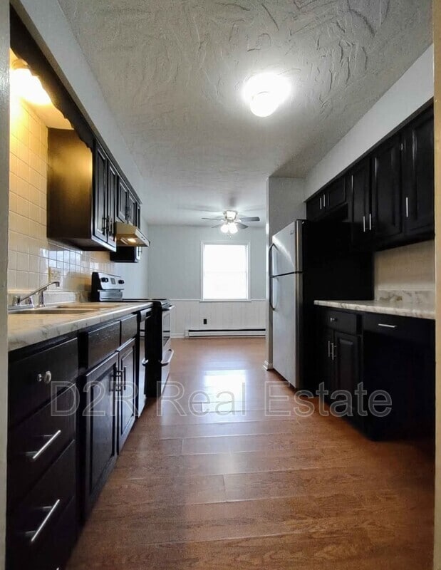 Building Photo - 7817 Southfield Dr