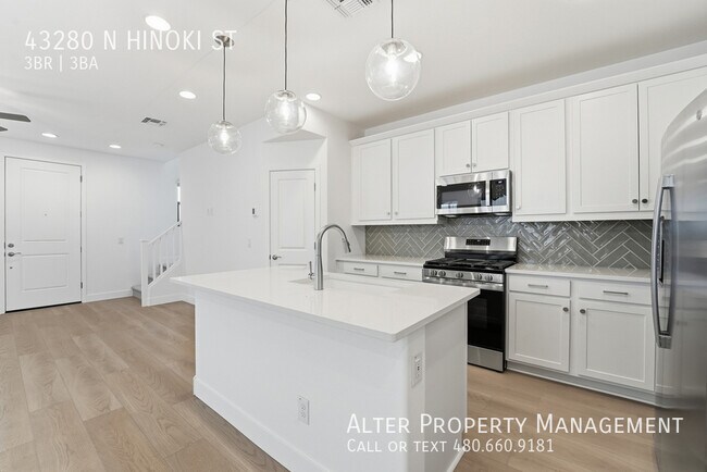 Building Photo - 43280 N Hinoki St