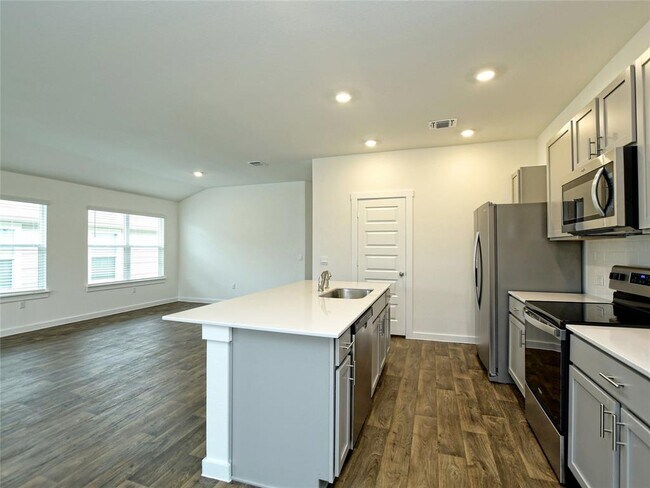 Building Photo - 108 Canadian River Trl